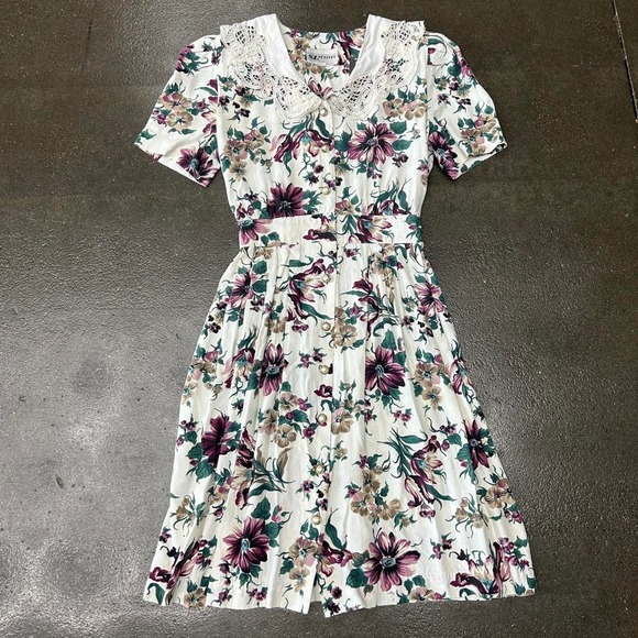 American Vintage Dresses & Skirts - Vintage 80s Petite Floral Lace Trim Womens Medium Short Sleeve Cottagecore Dress